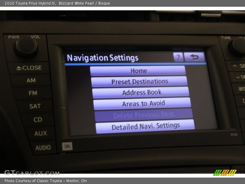 Blizzard White Pearl / Bisque 2010 Toyota Prius Hybrid IV