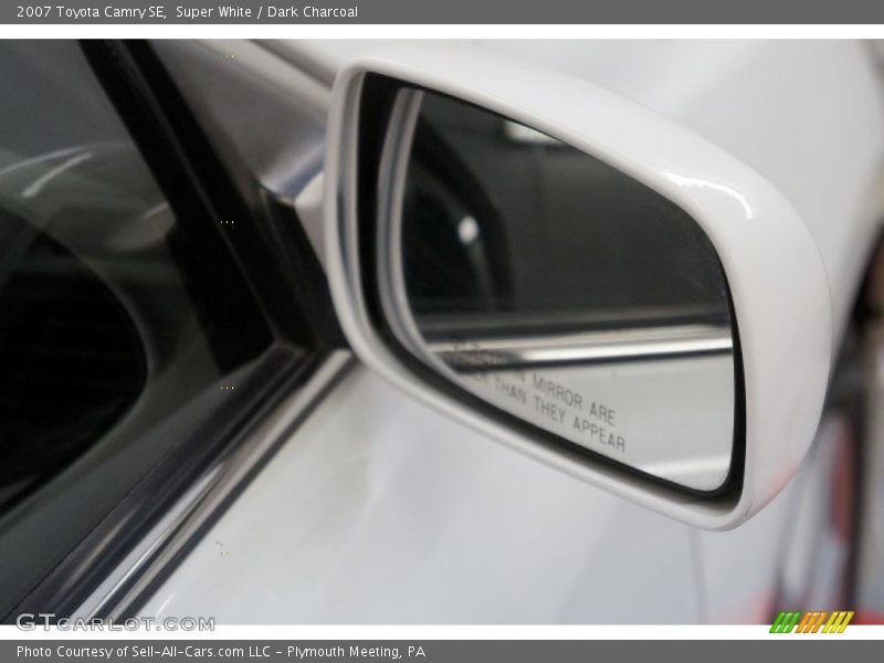 Super White / Dark Charcoal 2007 Toyota Camry SE