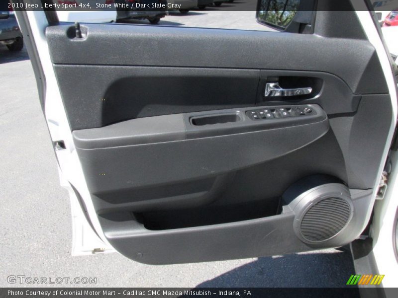 Stone White / Dark Slate Gray 2010 Jeep Liberty Sport 4x4