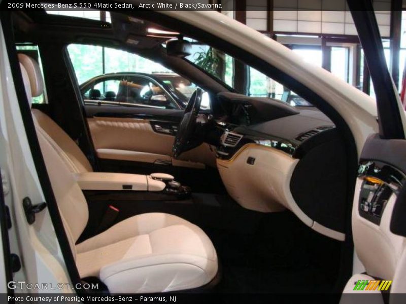 Arctic White / Black/Savanna 2009 Mercedes-Benz S 550 4Matic Sedan