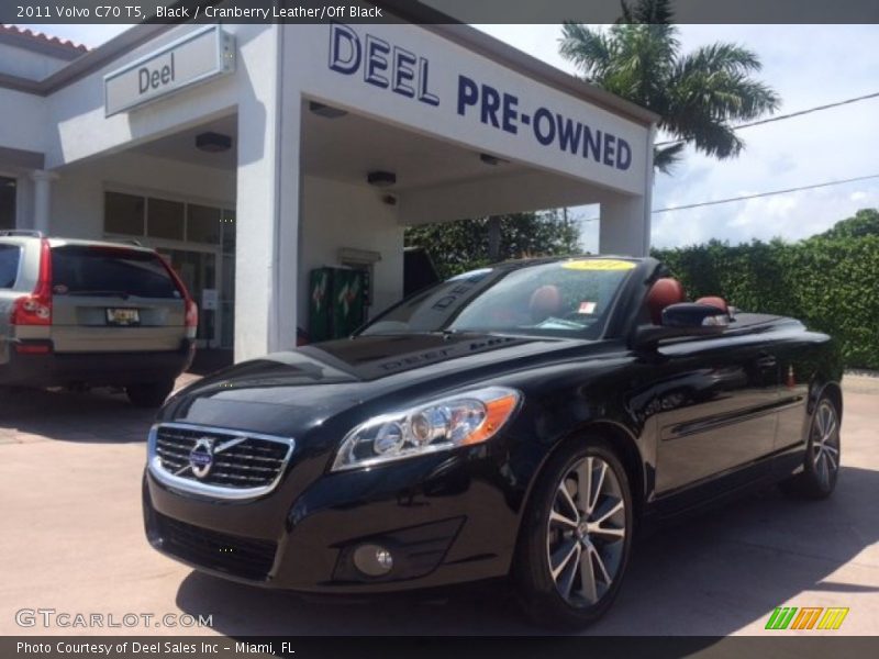Black / Cranberry Leather/Off Black 2011 Volvo C70 T5