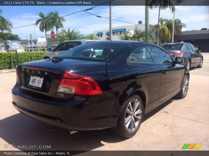 Black / Cranberry Leather/Off Black 2011 Volvo C70 T5