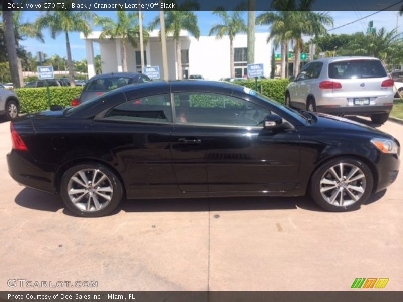 Black / Cranberry Leather/Off Black 2011 Volvo C70 T5