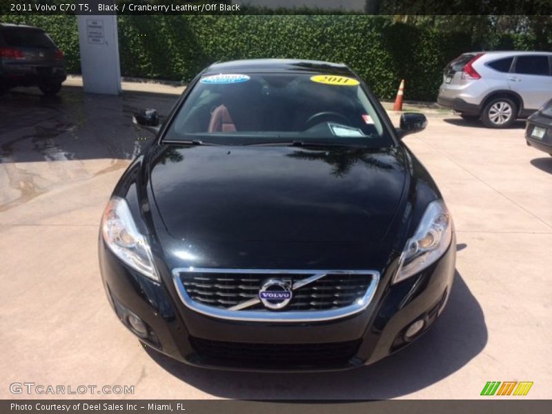 Black / Cranberry Leather/Off Black 2011 Volvo C70 T5