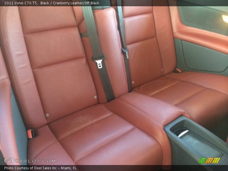 Black / Cranberry Leather/Off Black 2011 Volvo C70 T5