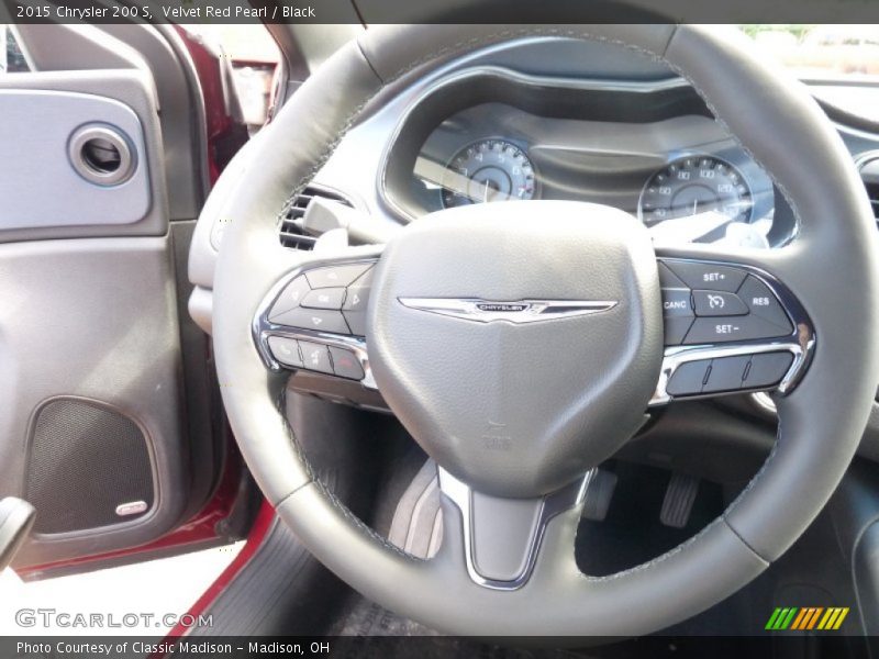 Velvet Red Pearl / Black 2015 Chrysler 200 S