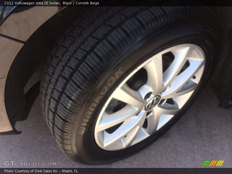 Black / Cornsilk Beige 2012 Volkswagen Jetta SE Sedan