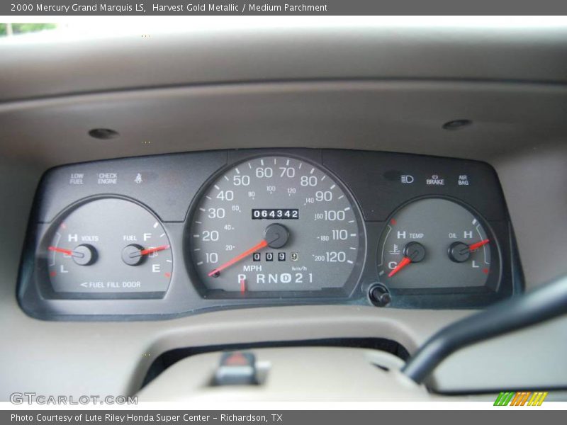 Harvest Gold Metallic / Medium Parchment 2000 Mercury Grand Marquis LS