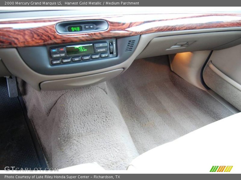 Harvest Gold Metallic / Medium Parchment 2000 Mercury Grand Marquis LS