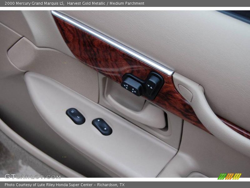 Harvest Gold Metallic / Medium Parchment 2000 Mercury Grand Marquis LS