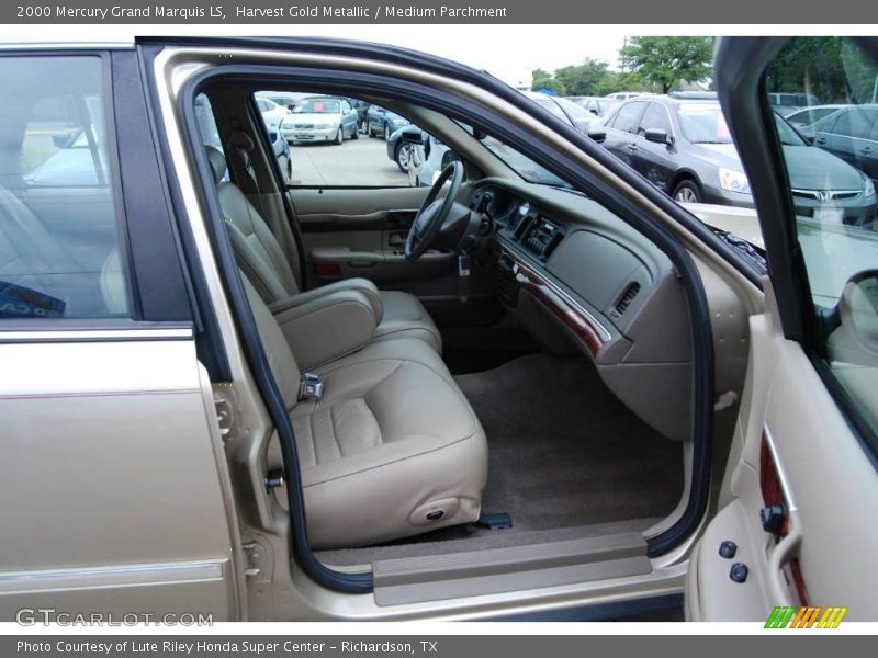Harvest Gold Metallic / Medium Parchment 2000 Mercury Grand Marquis LS