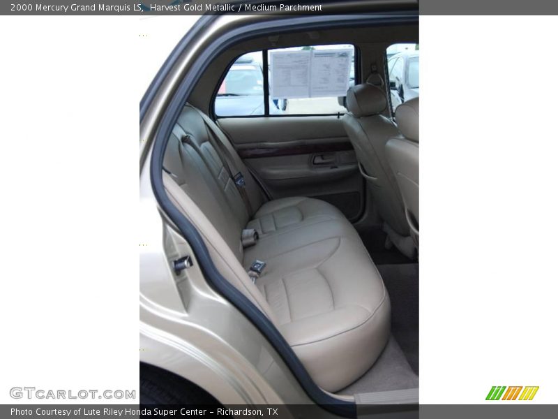Harvest Gold Metallic / Medium Parchment 2000 Mercury Grand Marquis LS
