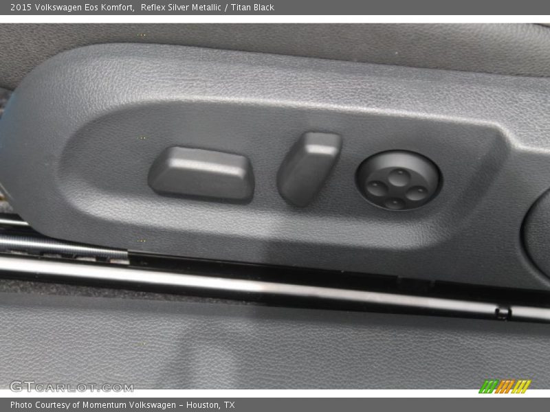 Reflex Silver Metallic / Titan Black 2015 Volkswagen Eos Komfort