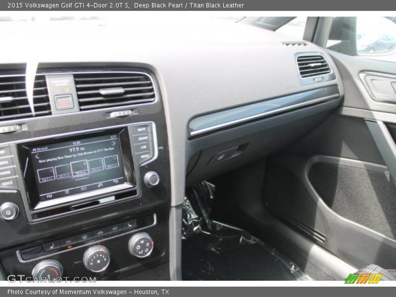 Deep Black Pearl / Titan Black Leather 2015 Volkswagen Golf GTI 4-Door 2.0T S