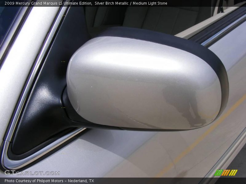 Silver Birch Metallic / Medium Light Stone 2009 Mercury Grand Marquis LS Ultimate Edition
