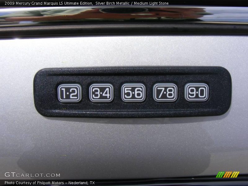 Silver Birch Metallic / Medium Light Stone 2009 Mercury Grand Marquis LS Ultimate Edition