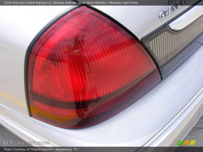 Silver Birch Metallic / Medium Light Stone 2009 Mercury Grand Marquis LS Ultimate Edition
