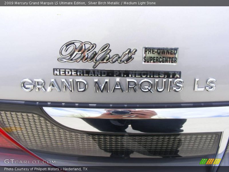 Silver Birch Metallic / Medium Light Stone 2009 Mercury Grand Marquis LS Ultimate Edition