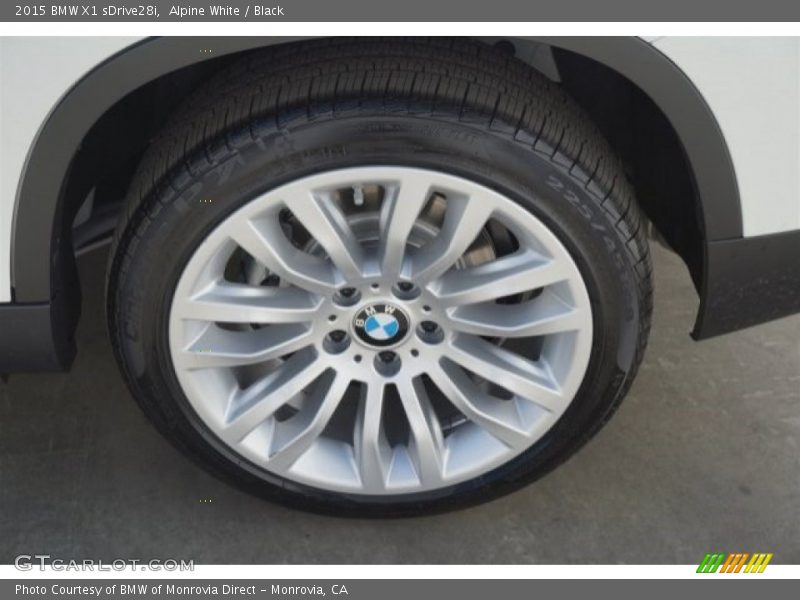 Alpine White / Black 2015 BMW X1 sDrive28i