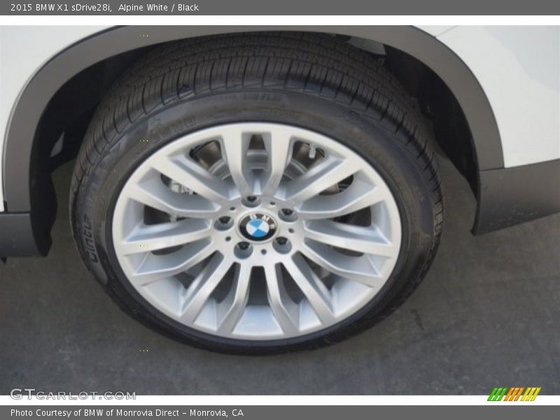 Alpine White / Black 2015 BMW X1 sDrive28i