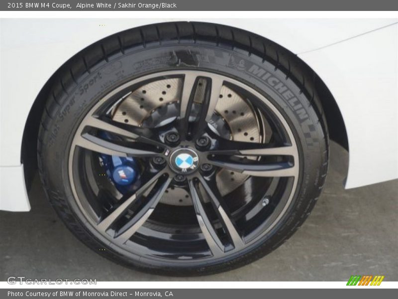Alpine White / Sakhir Orange/Black 2015 BMW M4 Coupe