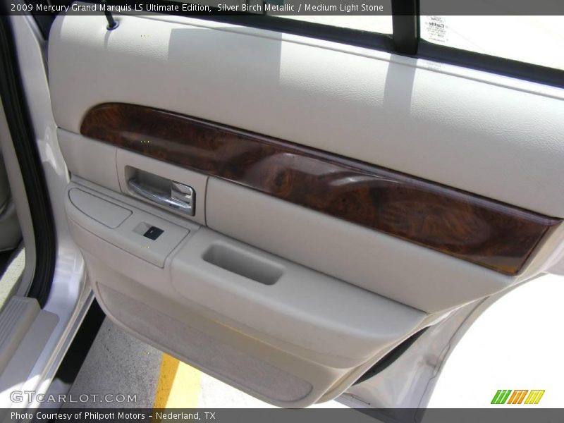 Silver Birch Metallic / Medium Light Stone 2009 Mercury Grand Marquis LS Ultimate Edition