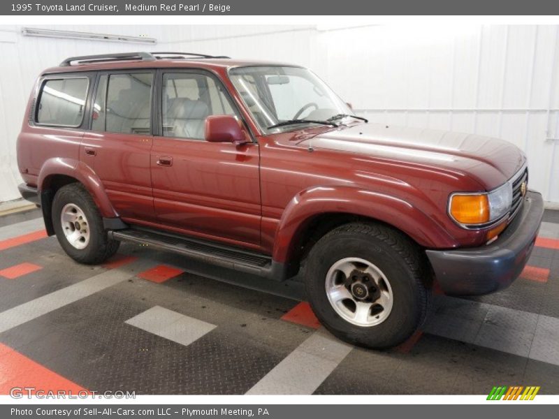 Front 3/4 View of 1995 Land Cruiser 