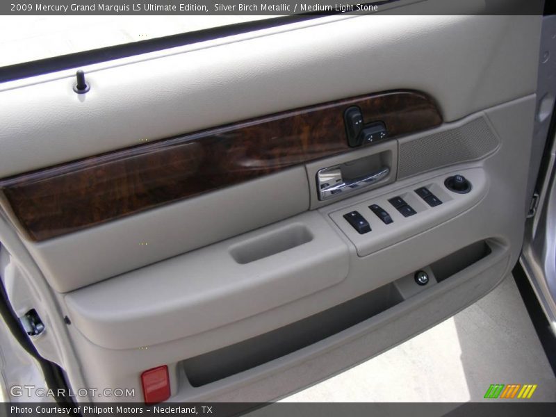 Silver Birch Metallic / Medium Light Stone 2009 Mercury Grand Marquis LS Ultimate Edition