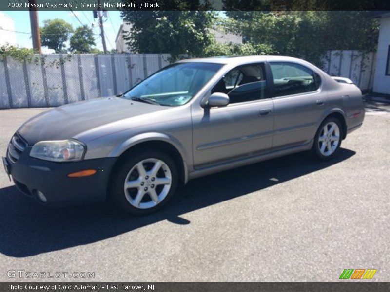 Sterling Mist Metallic / Black 2002 Nissan Maxima SE