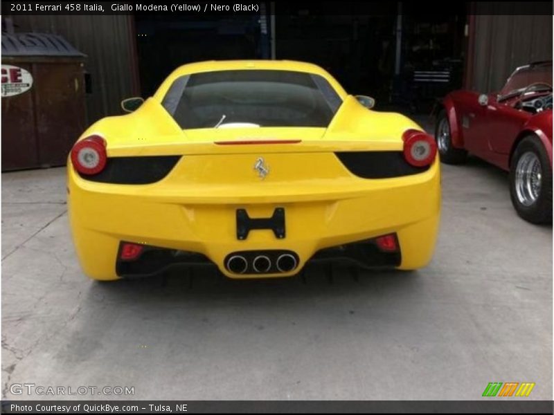 Giallo Modena (Yellow) / Nero (Black) 2011 Ferrari 458 Italia