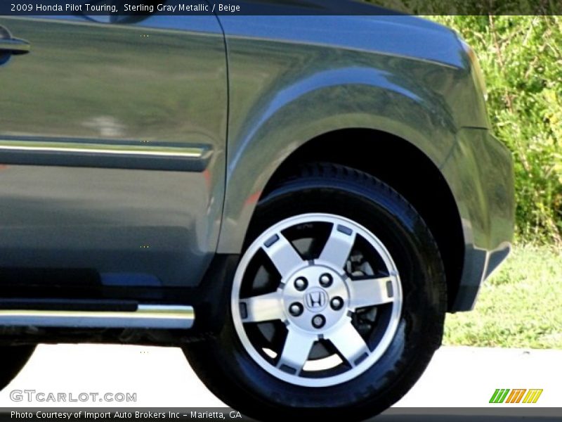 Sterling Gray Metallic / Beige 2009 Honda Pilot Touring