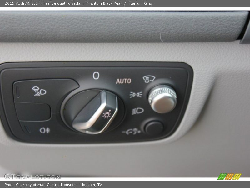 Controls of 2015 A6 3.0T Prestige quattro Sedan