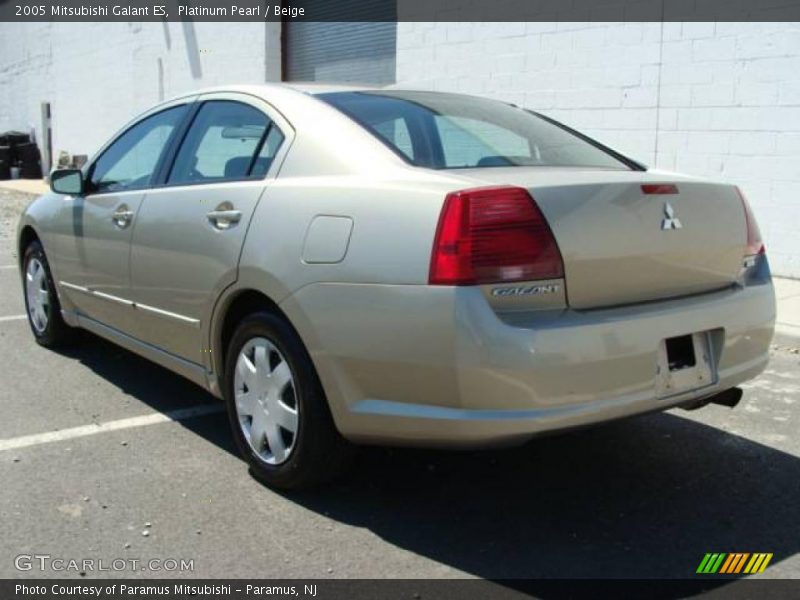 Platinum Pearl / Beige 2005 Mitsubishi Galant ES