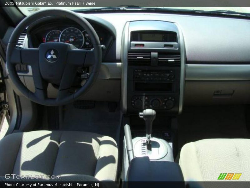 Platinum Pearl / Beige 2005 Mitsubishi Galant ES