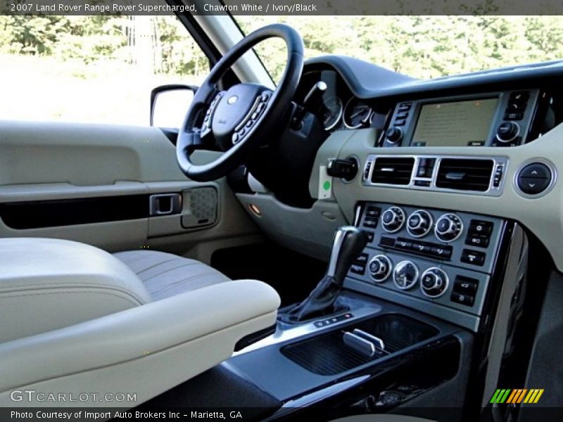 Chawton White / Ivory/Black 2007 Land Rover Range Rover Supercharged