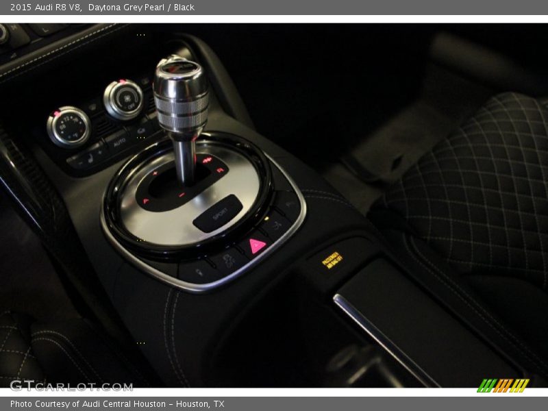 Daytona Grey Pearl / Black 2015 Audi R8 V8