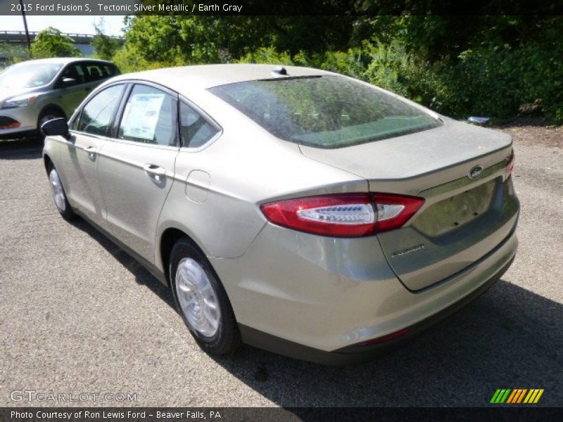 Tectonic Silver Metallic / Earth Gray 2015 Ford Fusion S