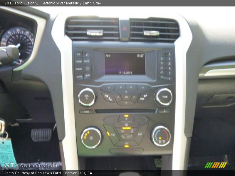 Tectonic Silver Metallic / Earth Gray 2015 Ford Fusion S
