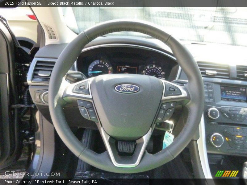 Tuxedo Black Metallic / Charcoal Black 2015 Ford Fusion SE