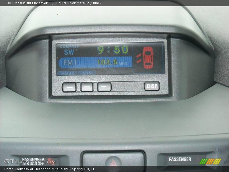 Liquid Silver Metallic / Black 2007 Mitsubishi Endeavor SE