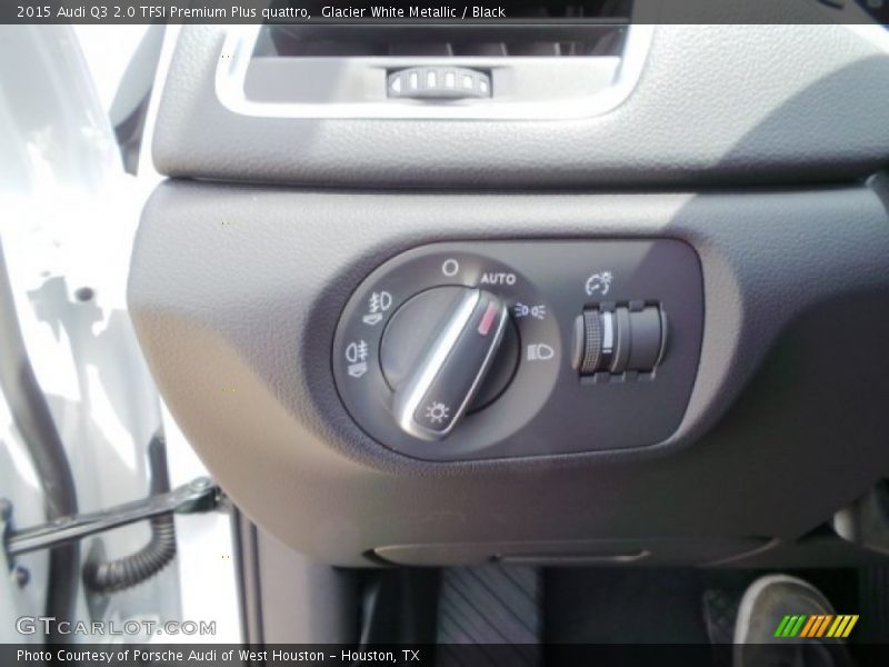 Glacier White Metallic / Black 2015 Audi Q3 2.0 TFSI Premium Plus quattro