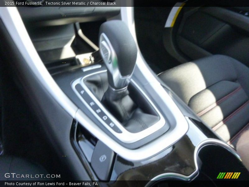 Tectonic Silver Metallic / Charcoal Black 2015 Ford Fusion SE