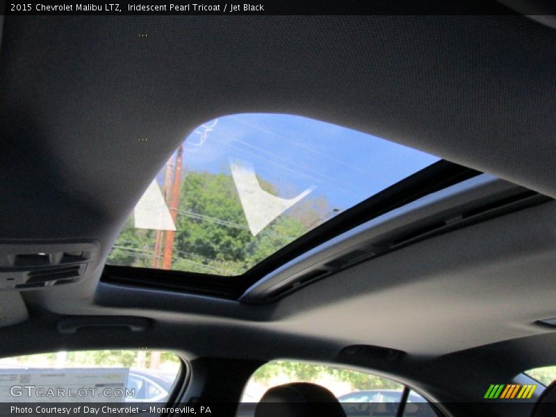 Iridescent Pearl Tricoat / Jet Black 2015 Chevrolet Malibu LTZ