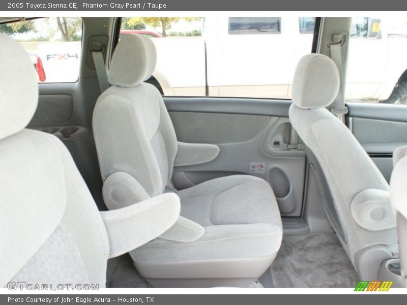 Phantom Gray Pearl / Taupe 2005 Toyota Sienna CE