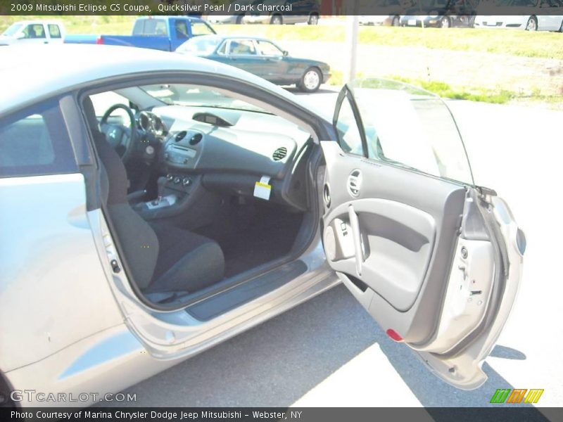 Quicksilver Pearl / Dark Charcoal 2009 Mitsubishi Eclipse GS Coupe