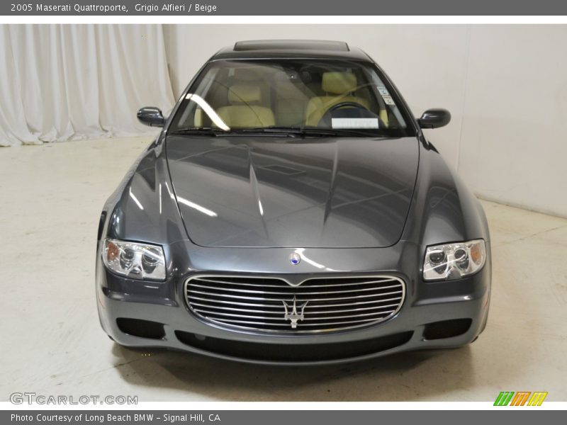 Grigio Alfieri / Beige 2005 Maserati Quattroporte