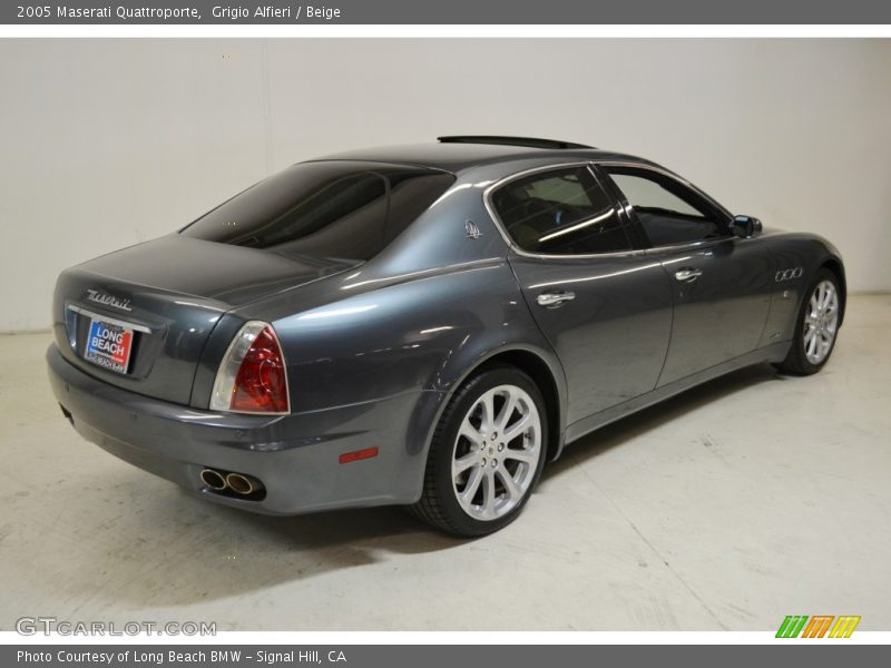 Grigio Alfieri / Beige 2005 Maserati Quattroporte
