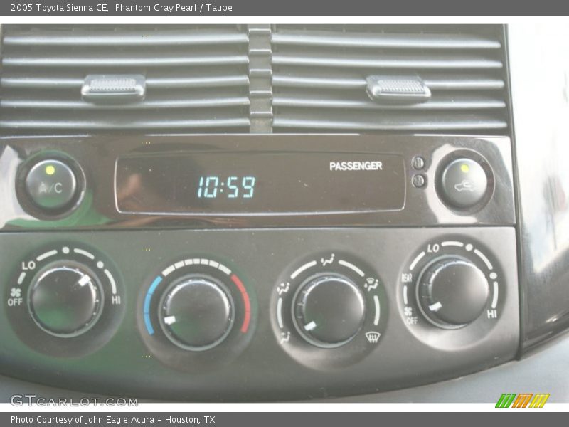 Phantom Gray Pearl / Taupe 2005 Toyota Sienna CE