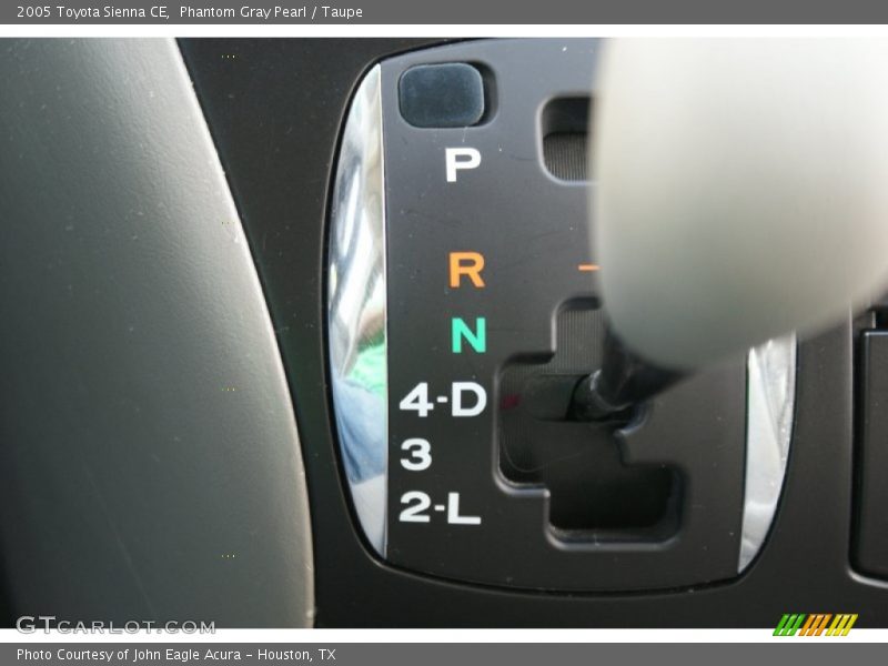 Phantom Gray Pearl / Taupe 2005 Toyota Sienna CE