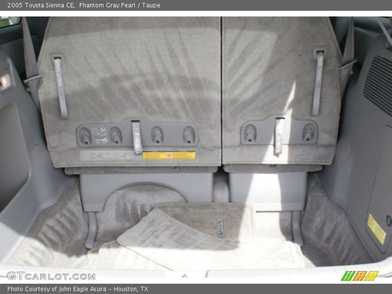 Phantom Gray Pearl / Taupe 2005 Toyota Sienna CE